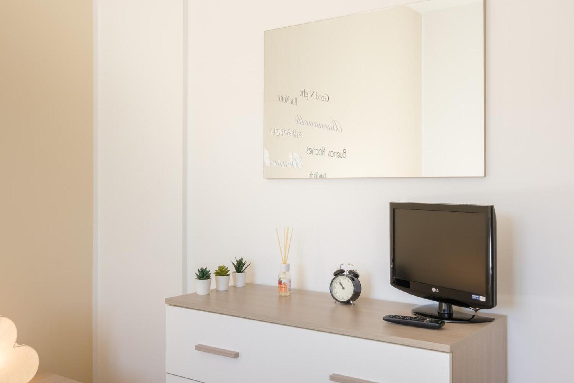 Scandellari Apartments - Stylish Stay For Two Guests Bologna Exterior foto